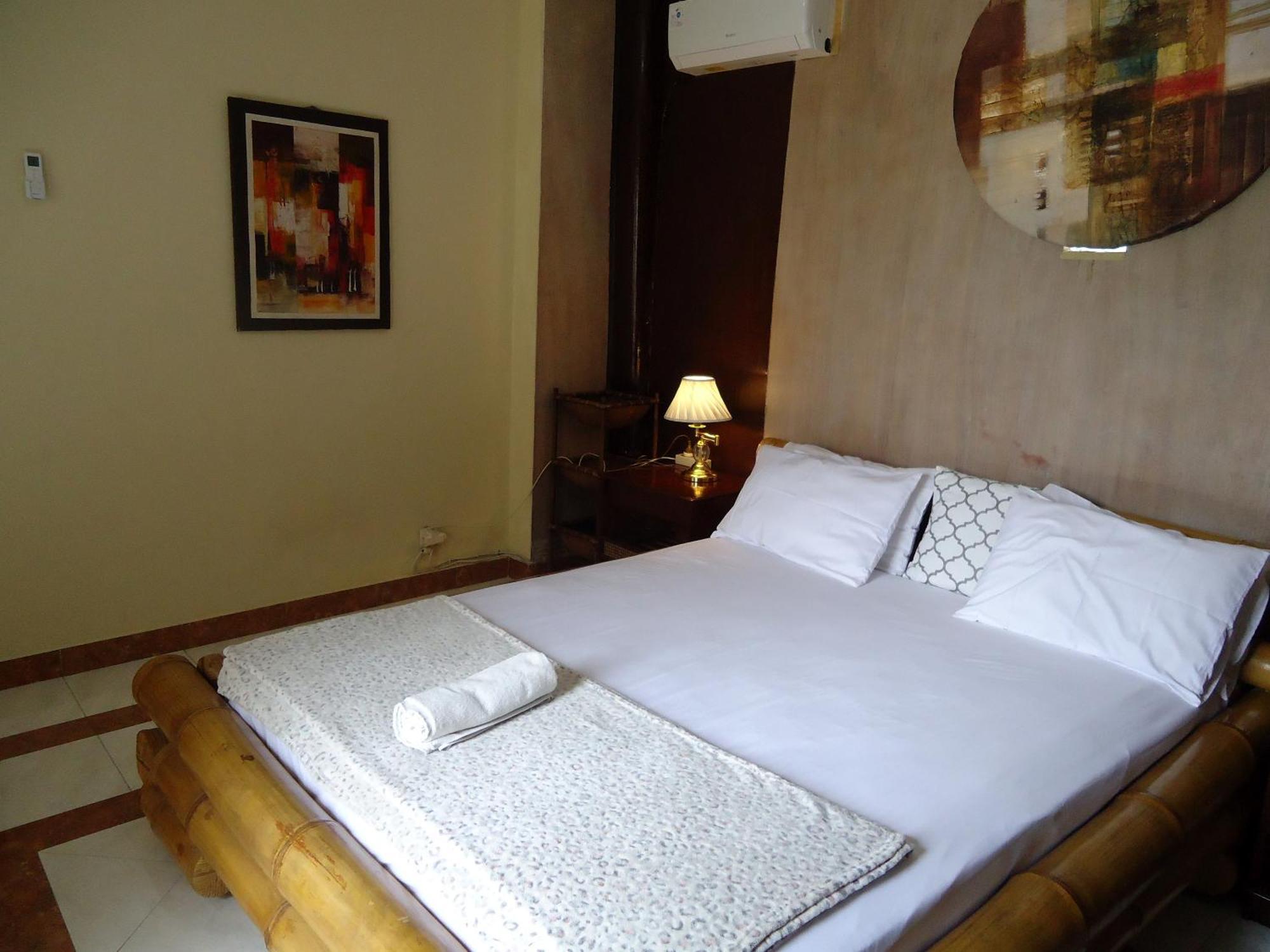 The Reinhold Guesthouse Bali Kerobokan Exterior foto